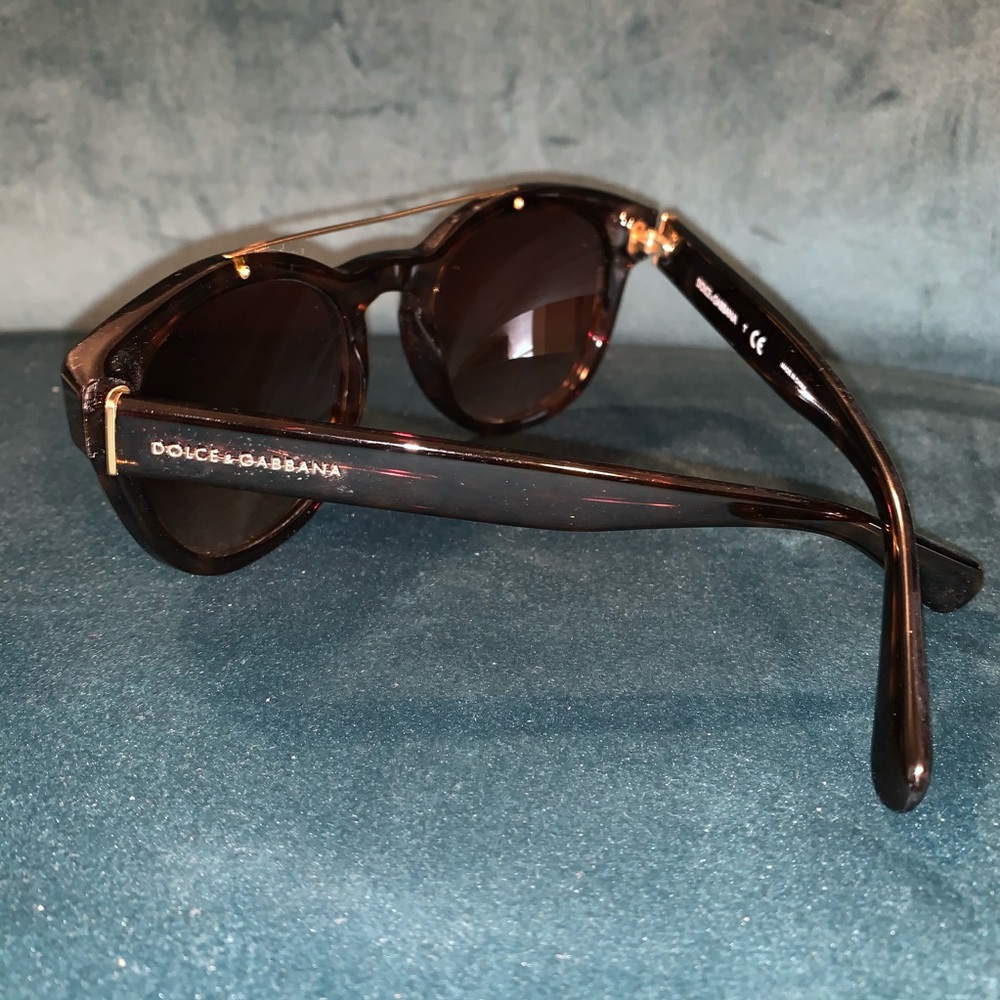 Dolce and Gabbana Sunglasses - Picture 7 of 10